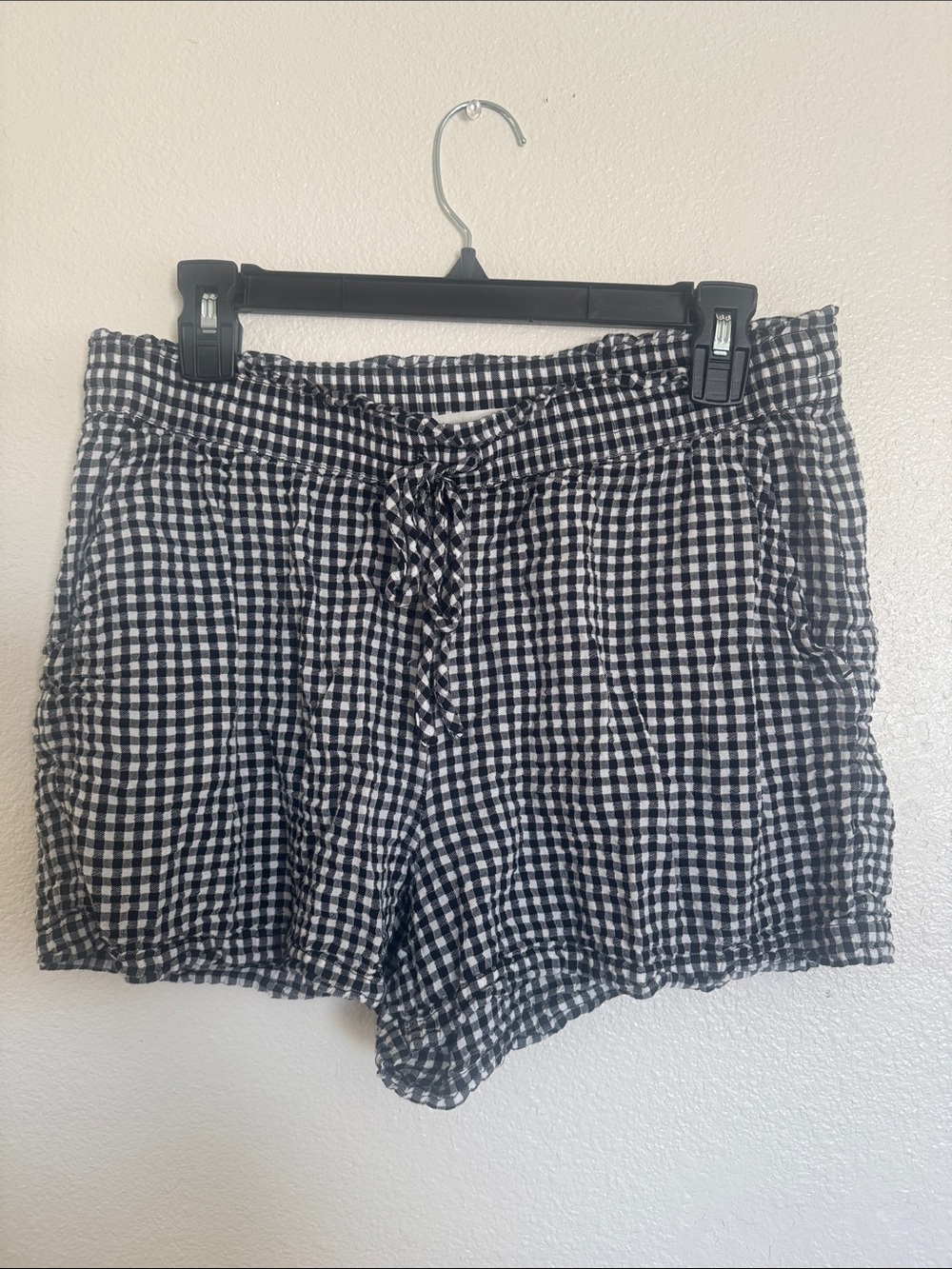 cloth & stone Black and White Gingham High-Waist Drawstring Shorts